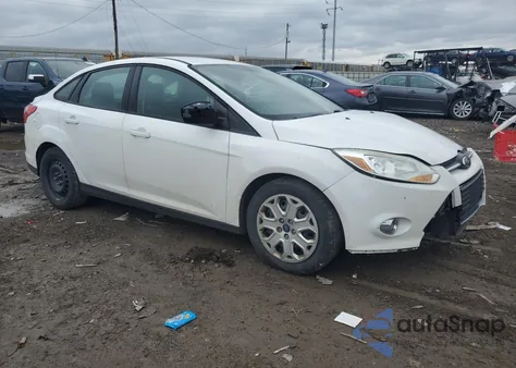 2012 Ford Focus Se из США, поврежденный, VIN 1FAHP3F2XCL386654